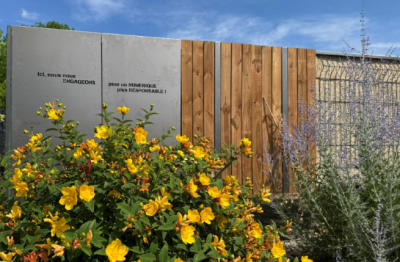 Clôture Opuntia avec habillage en acier corten personnalisé